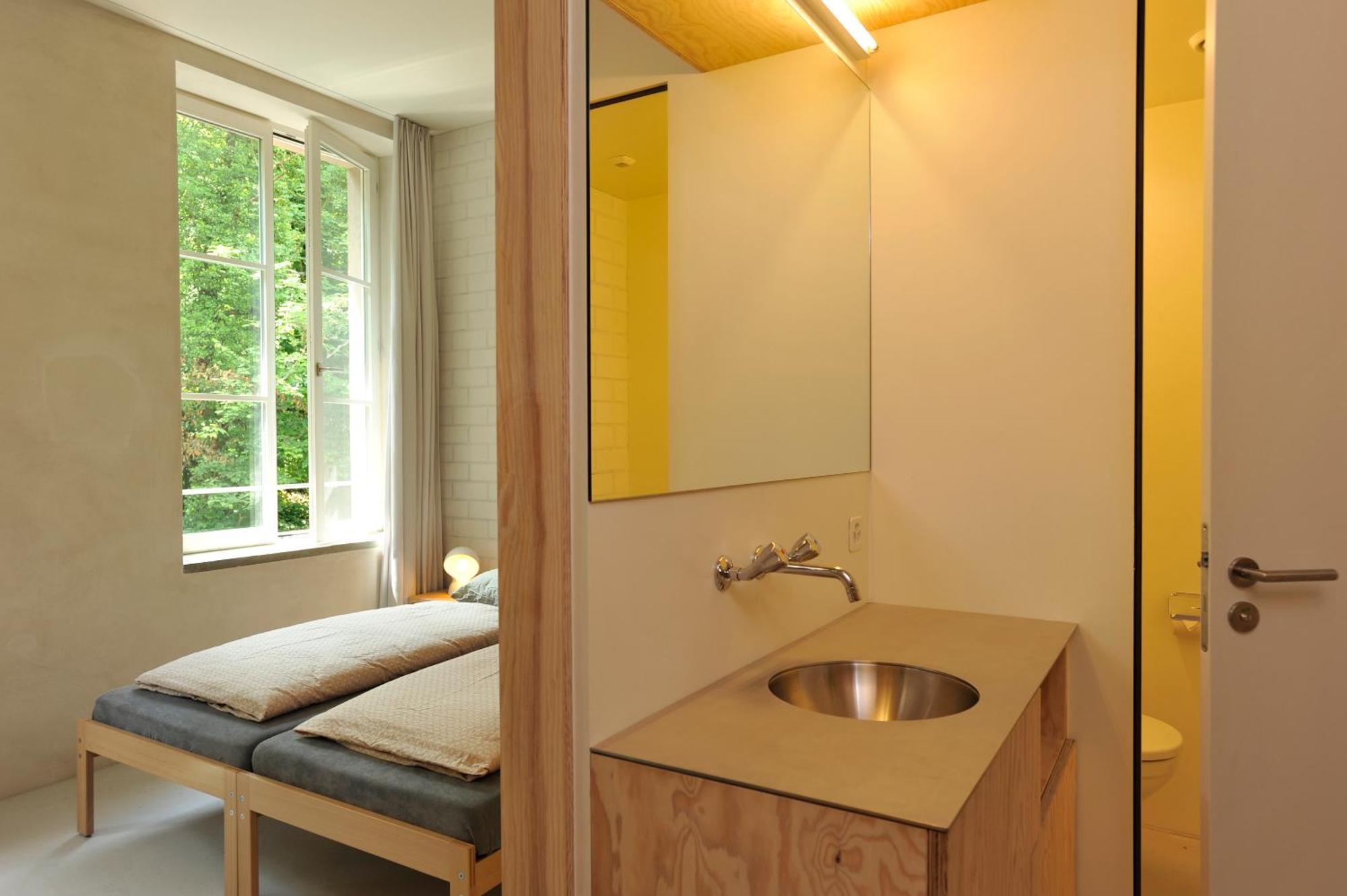 Basel Youth Hostel Екстериор снимка