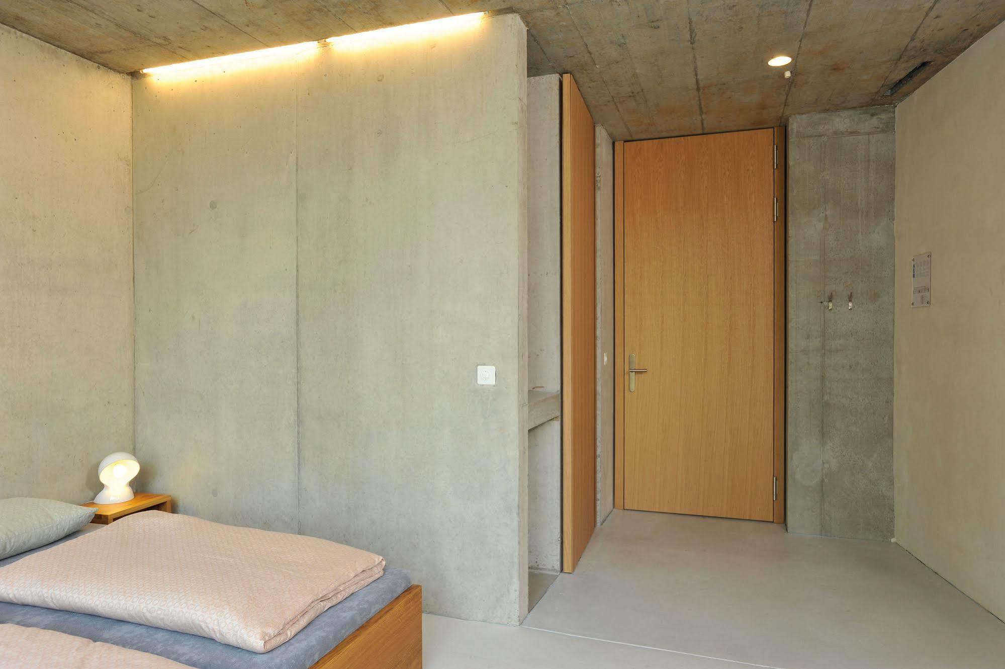Basel Youth Hostel Екстериор снимка