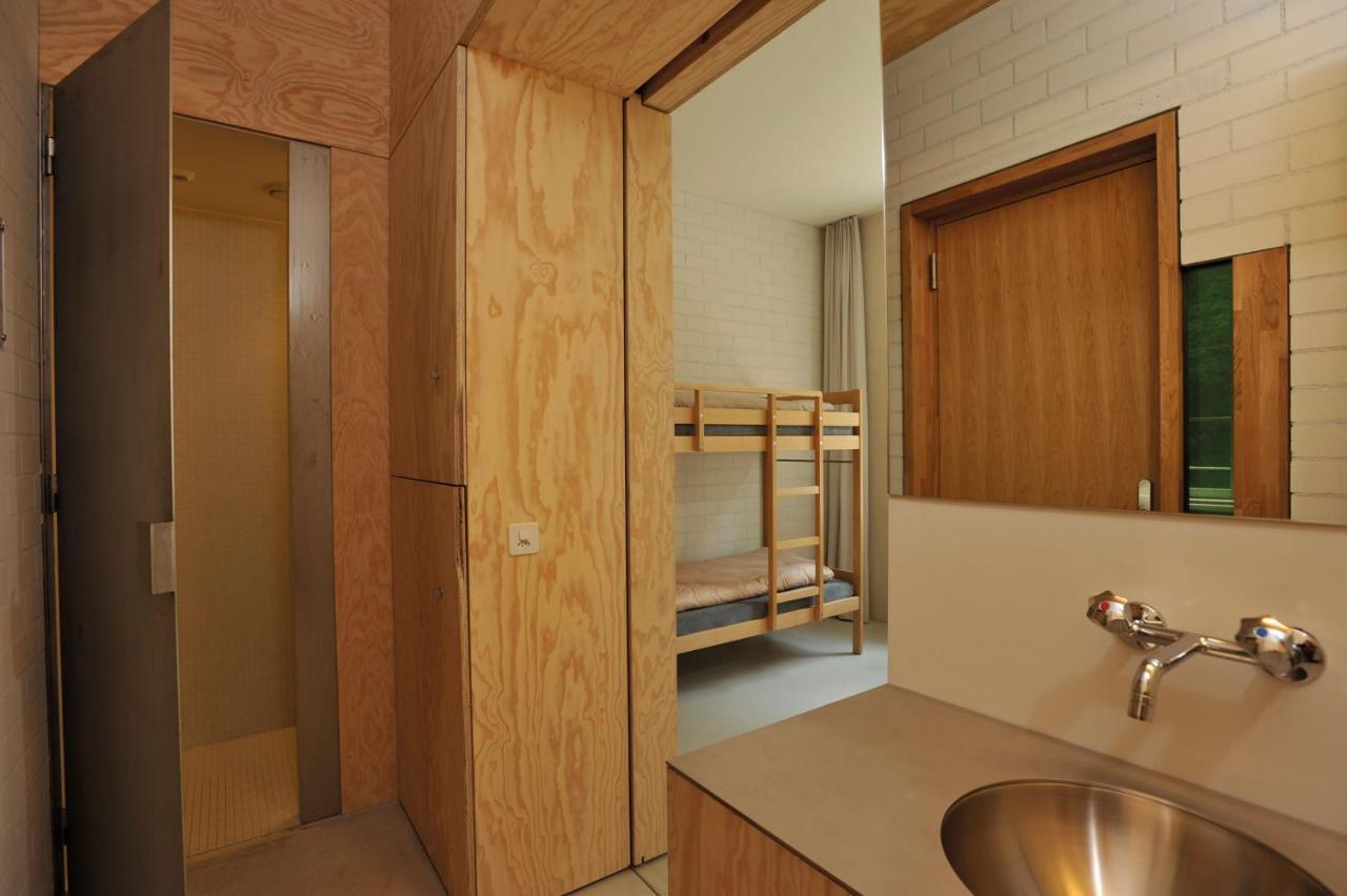 Basel Youth Hostel Екстериор снимка